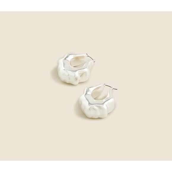 NWT J.Crew Lightweight Sculpted Hoop Earrings Burnished Silver - Picture 1 of 5